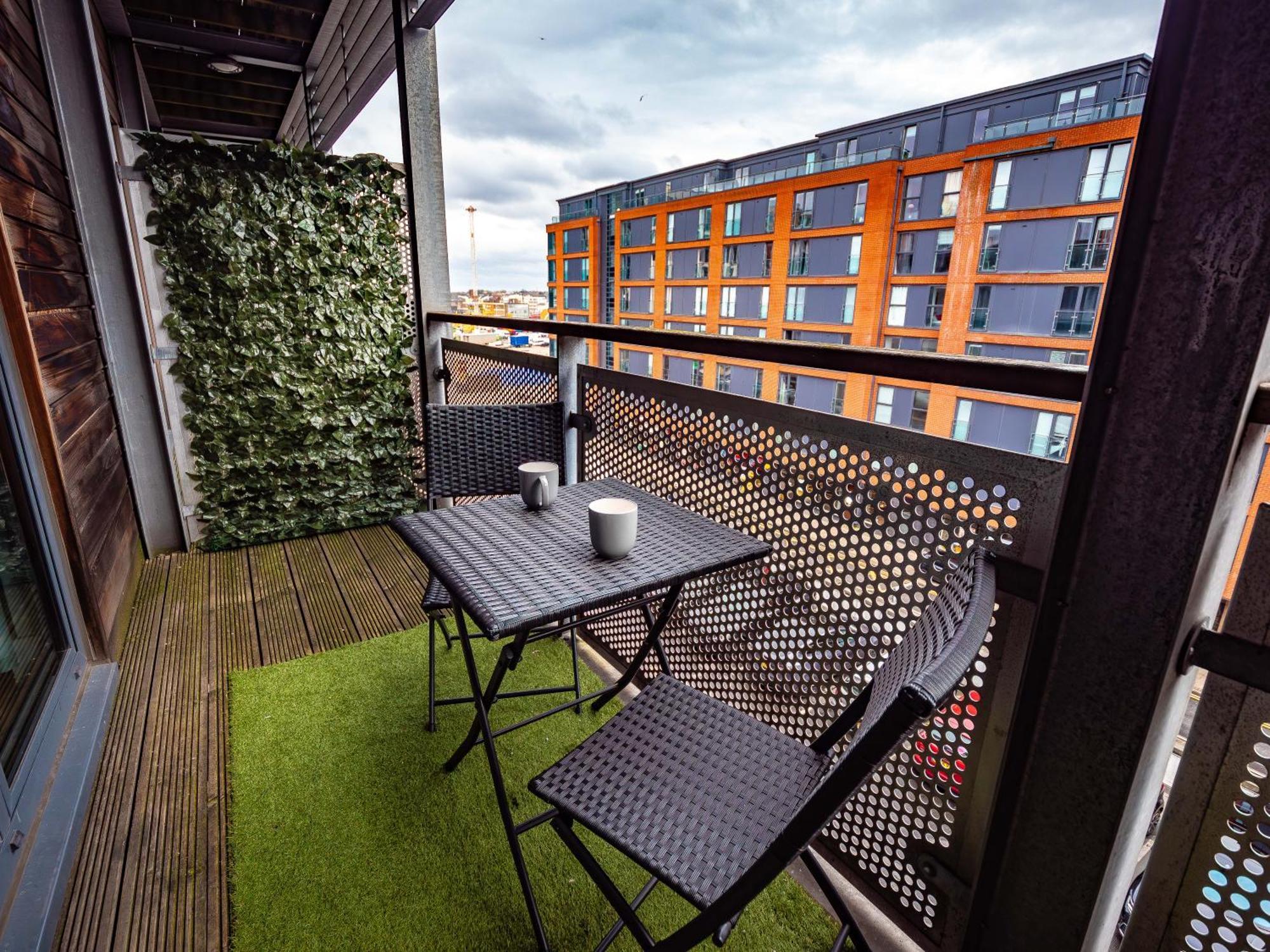 Amazing New Arcadian Centre - 1Bdr - Balcony & Parking Apartamento Birmingham Exterior foto